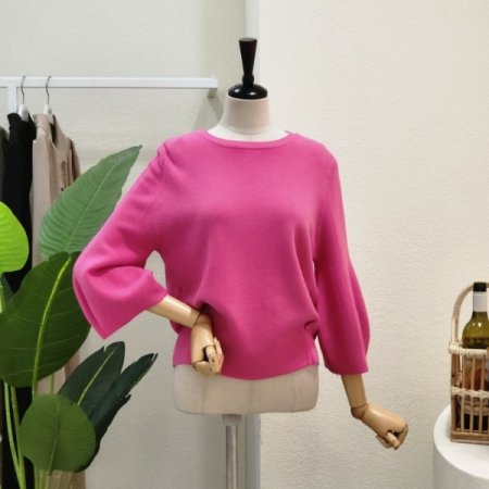 벌륜 포인트 라운드 니트