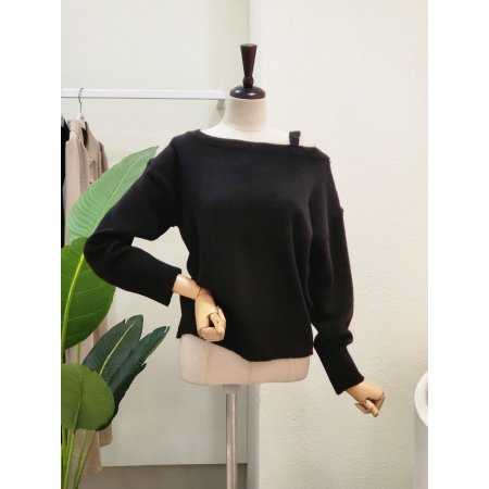 언발런스 오프숄더 니트