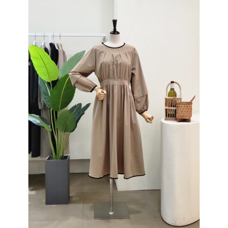 핀턱 밴딩 A라인 롱원피스