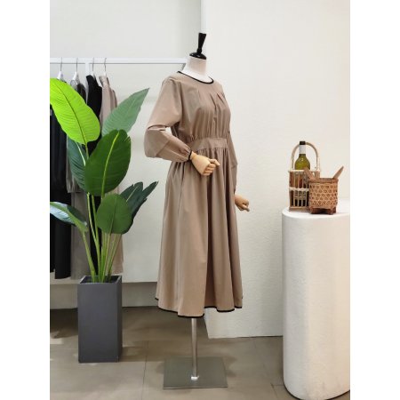 핀턱 밴딩 A라인 롱원피스