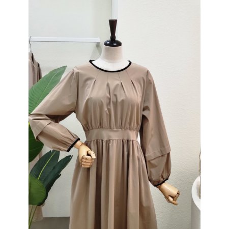 핀턱 밴딩 A라인 롱원피스