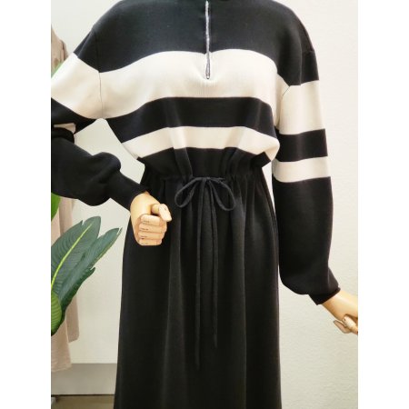 반집업 스트링 니트 롱원피스