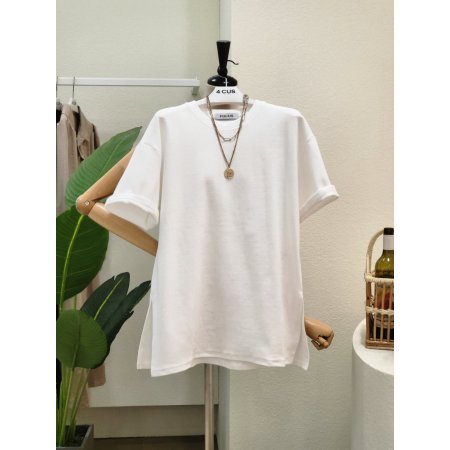 트임 루즈핏 라운드 티셔츠