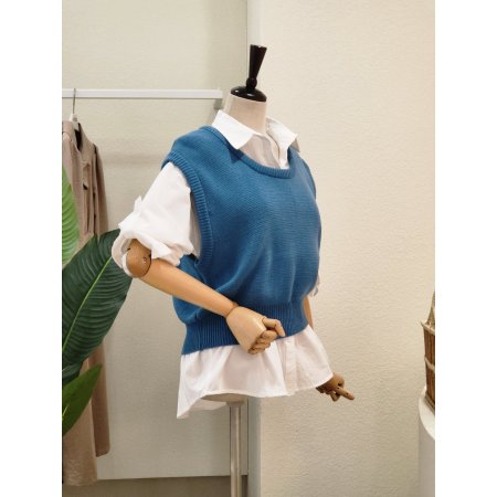 크롭 라운드 니트 베스트