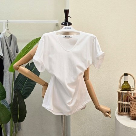 심플 루즈핏 브이넥 티셔츠
