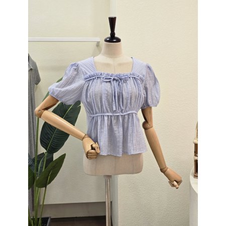 리본 셔링 크롭 블라우스