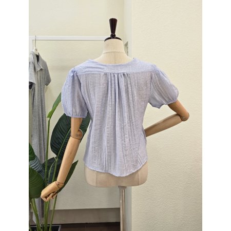 리본 셔링 크롭 블라우스