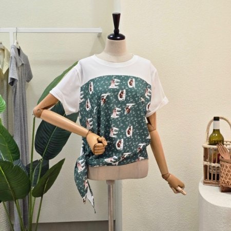 프린트 배색 리본 티셔츠