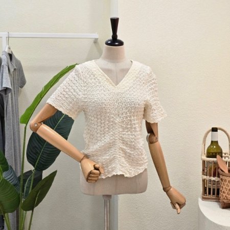 셔링 텐션 브이넥 티셔츠