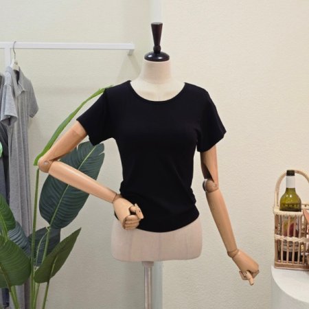 텐션 심플 라운드넥 티셔츠