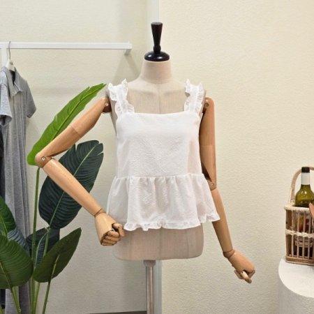 프릴 스퀘어넥 민소매 블라우스