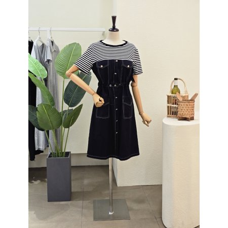 아웃 포켓 스트라이프 원피스