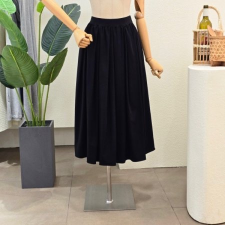 허리 밴딩 턱 스커트