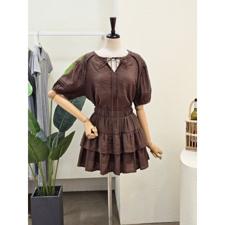 아일렛 블라우스 캉캉 스커트 세트