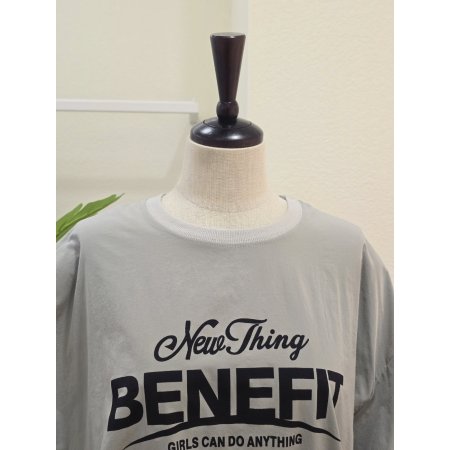 바스락 레터링 맨투맨 티셔츠