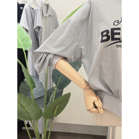 바스락 레터링 맨투맨 티셔츠