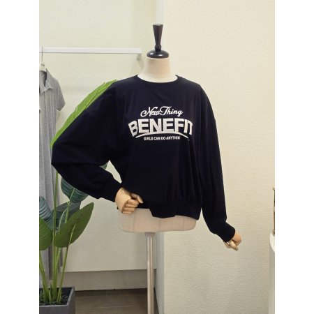 바스락 레터링 맨투맨 티셔츠