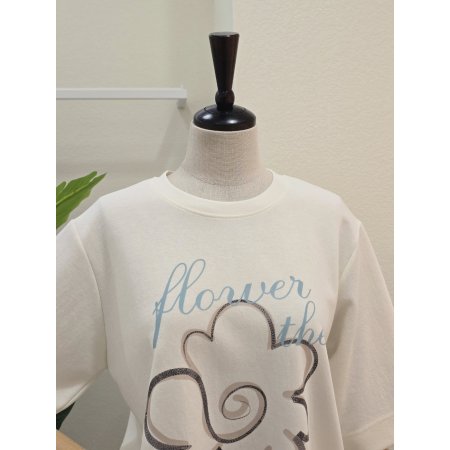 빅 플라워 프린트 티셔츠