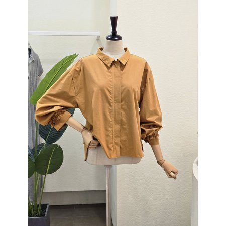 소매 프릴 카라넥 점퍼