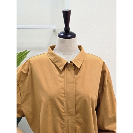 소매 프릴 카라넥 점퍼