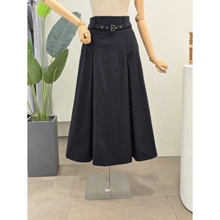 벨티드 허리 뒷밴딩 스커트