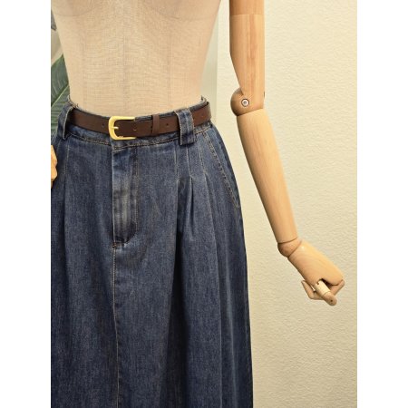 투턱 벨티드 데님 스커트