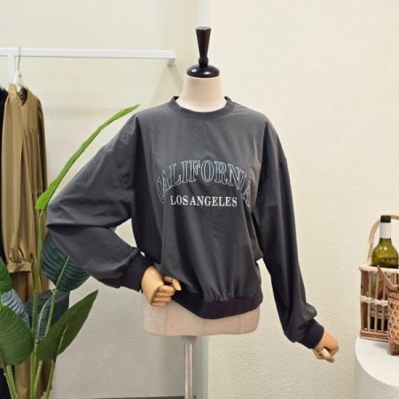 레터링 아노락 맨투맨 티셔츠