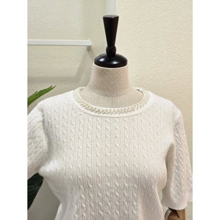 진주 네크라인 케이블 니트
