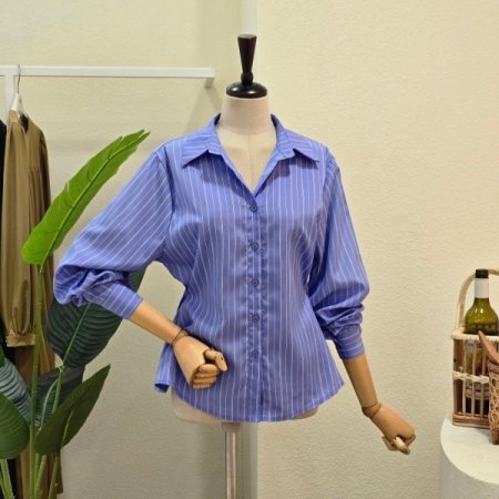 사이드 버튼 디테일 셔츠