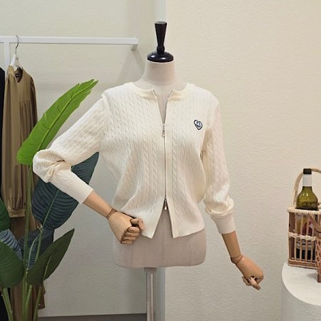 하트 자수 케이블 패턴 니트 집업