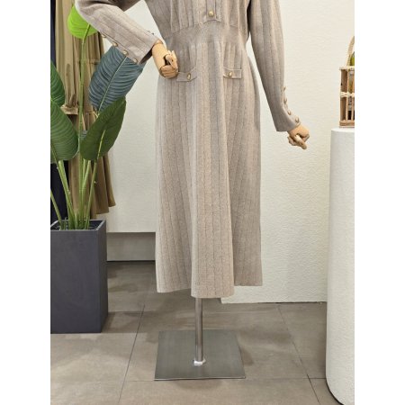 골드 버튼 니트 원피스