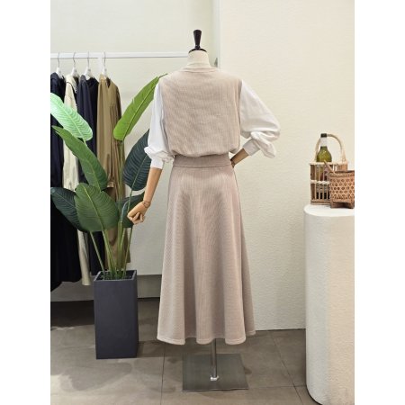 배색 티셔츠 플레어 스커트 세트