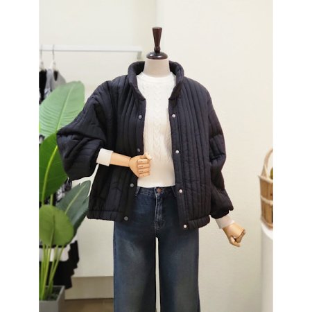 세로 퀼팅 누빔 패딩 점퍼