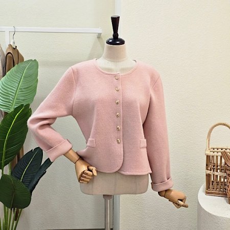 금장 단추 라운드넥 니트 재킷