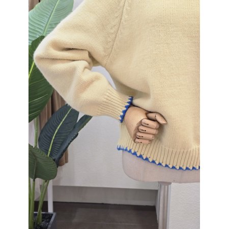 컬러 라인 배색 스웨터