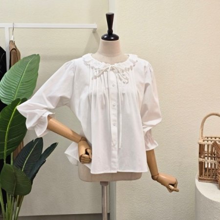 프릴 카라 리본 블라우스