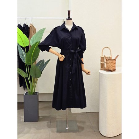 어깨 견장 셔츠형 벨티드 원피스