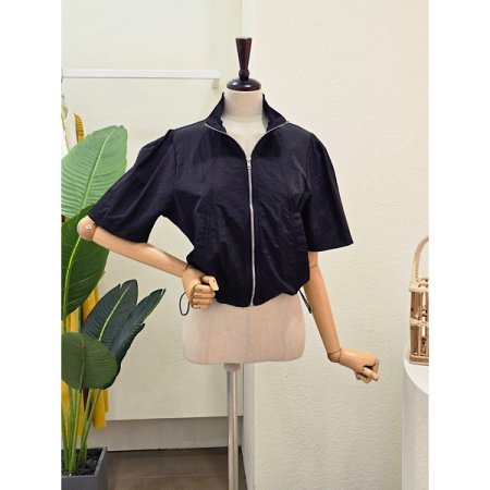 반팔 하이넥 크롭 점퍼