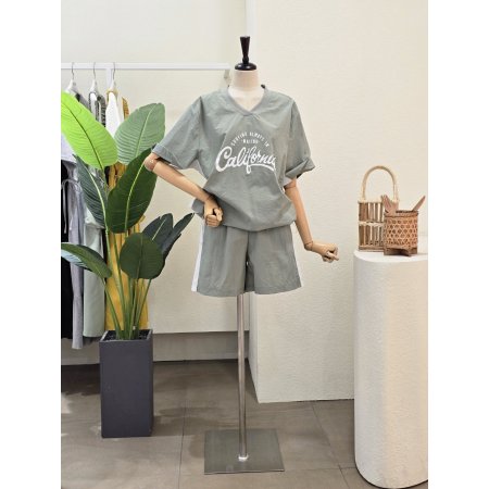 레터링 브이넥 티셔츠 쇼츠 셋업