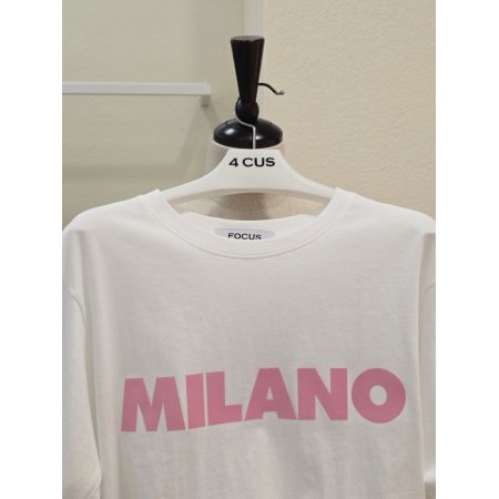 대문자 레터링 반팔 티셔츠