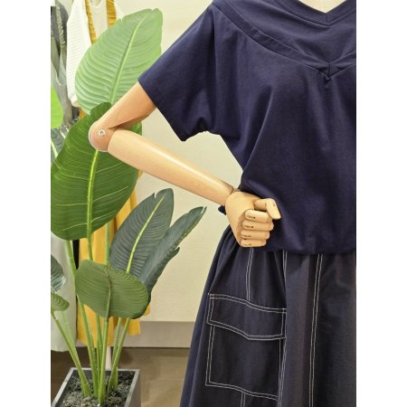 스티치 포켓 브이넥 원피스