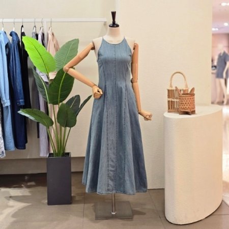 홀터넥 절개 데님 원피스