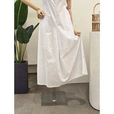 스퀘어넥 핀턱 민소매 원피스