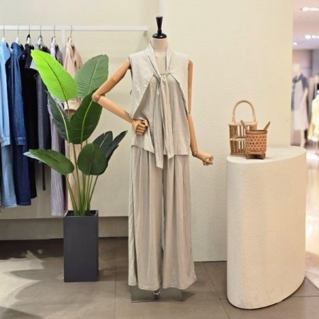 민소매 타이넥 블라우스 팬츠 셋업