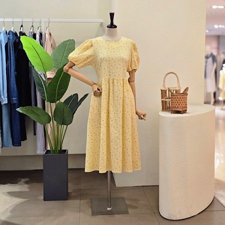 엠보 스몰 플라워 퍼프 소매 원피스