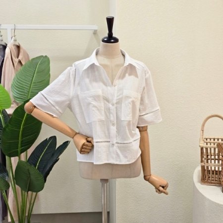 코튼 아일렛 반팔 블라우스