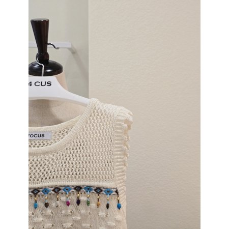 포커스 드롭 주얼리 뜨개 민소매 니트