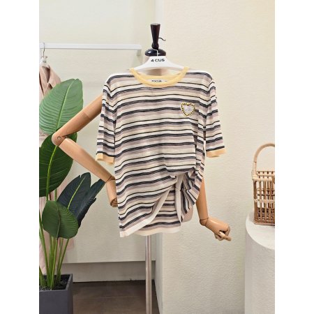 줄무늬 구슬 하트 반팔 니트