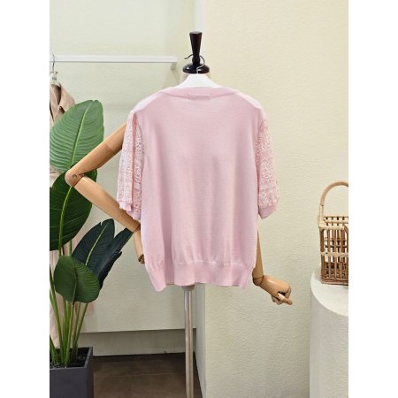 레이스 배색 라운드넥 니트