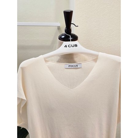 소프트 브이넥 캡소매 니트